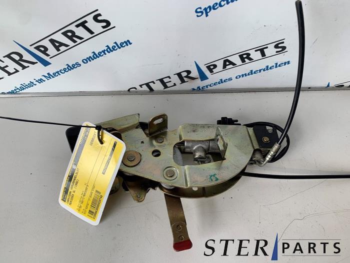 Cabriodak vergrendelslot van een Mercedes SL, Ophalen of Verzenden, 3 maanden garantie, Gebruikt, Mercedes-Benz