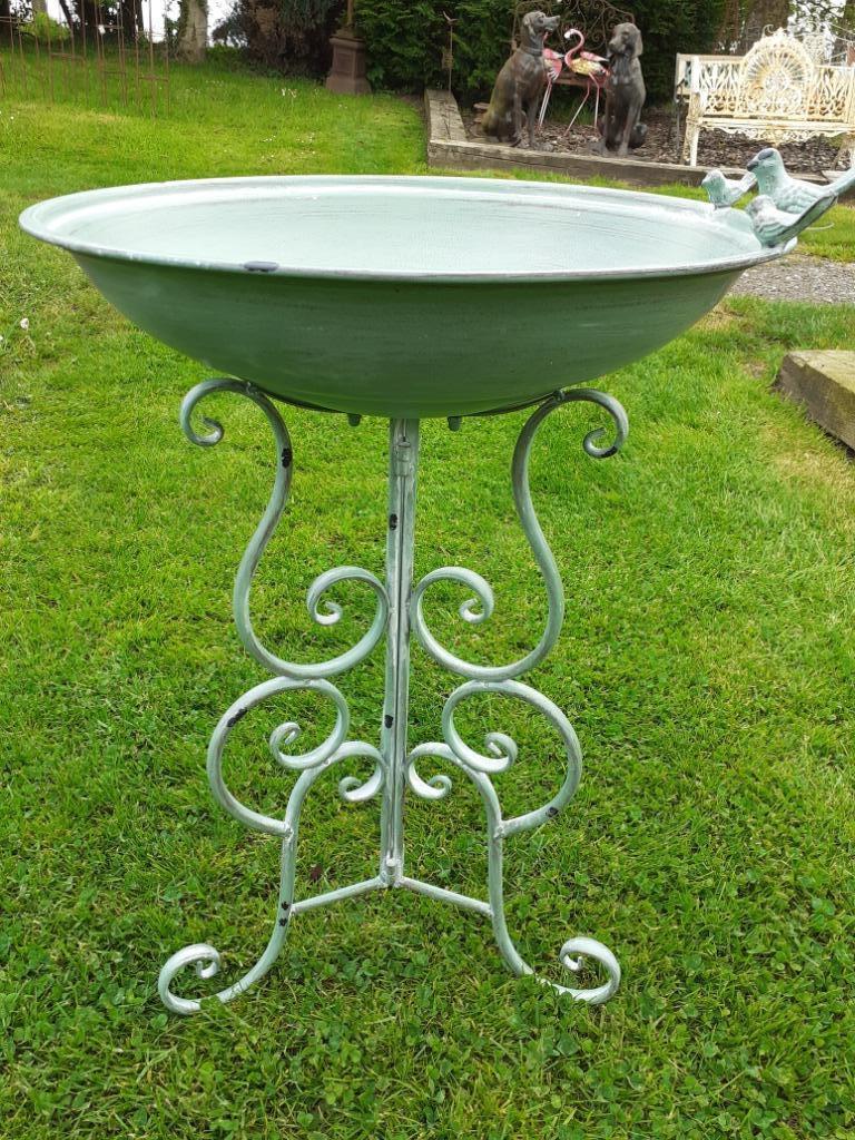 Prachtig vogelbad van gepatineerd metaal, Ophalen of Verzenden, Nieuw, Overige materialen, Overige typen