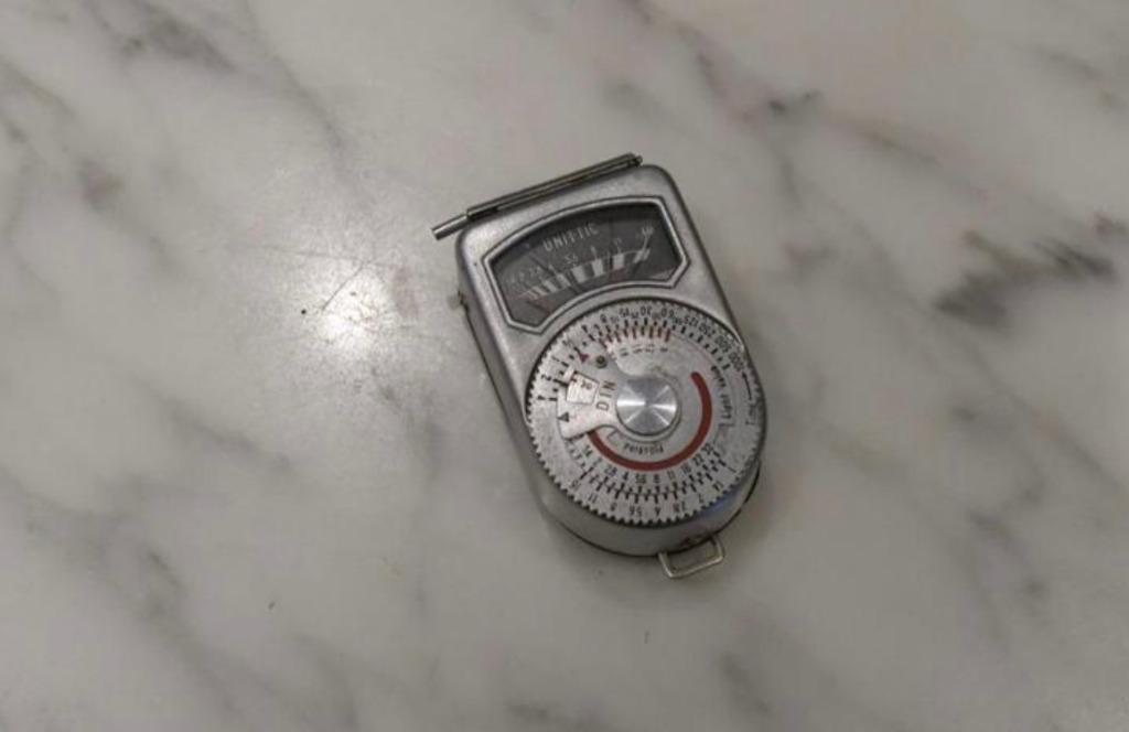 Luxmètre Unittic, Enlèvement ou Envoi, Utilisé, Autres types