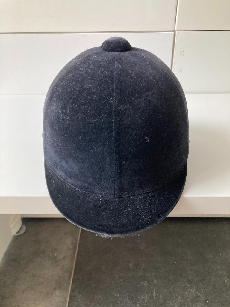 Casque d'équitation taille 55 en velours noir - gratuit, Enlèvement, Utilisé, Bombe