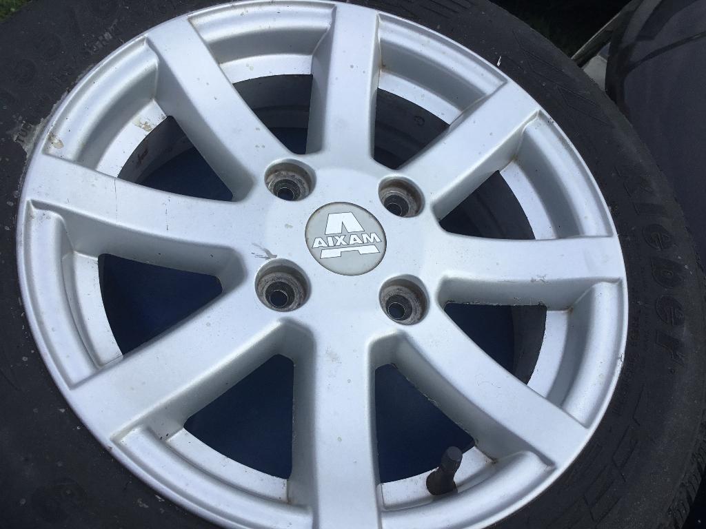 Gebruikte alu & stalen velgen + zomer- / winterbanden, Ophalen of Verzenden, All Season, Band(en)