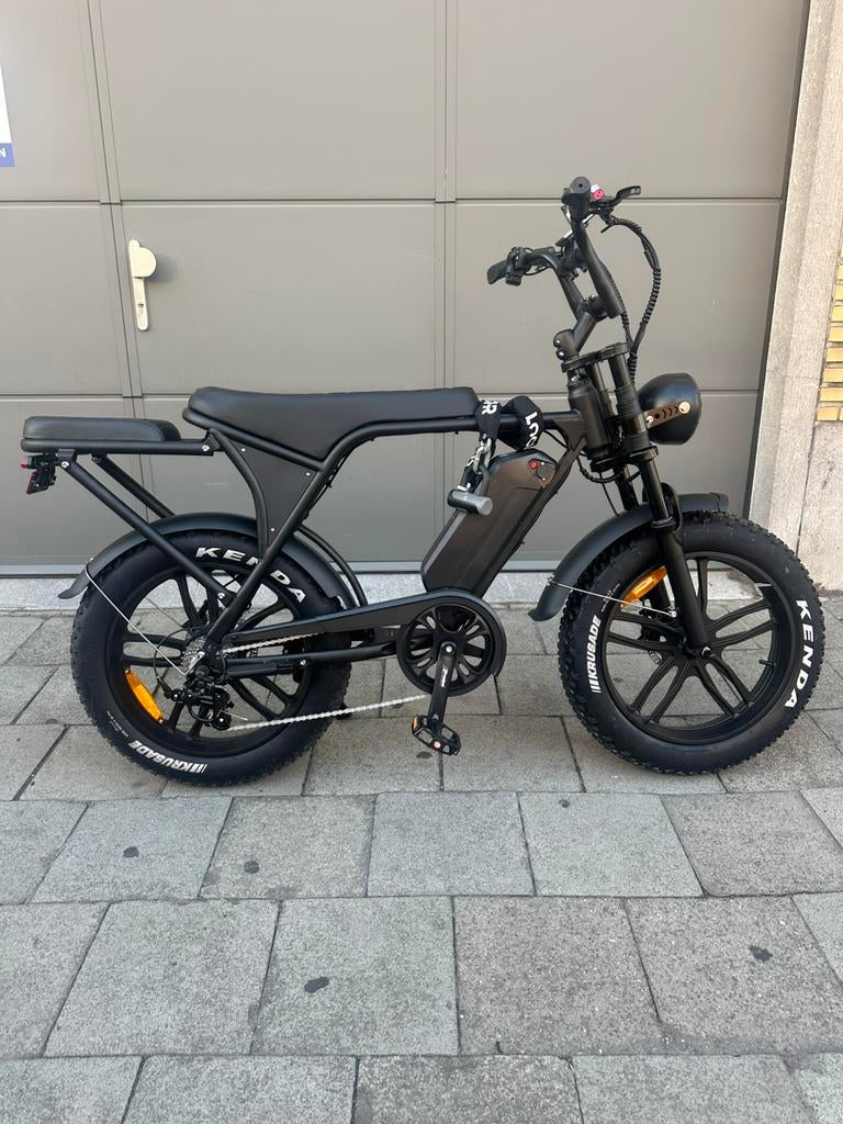 Fatbike V8 NieUw in doos ‼️, Vélos & Vélomoteurs, Vélos électriques, Enlèvement