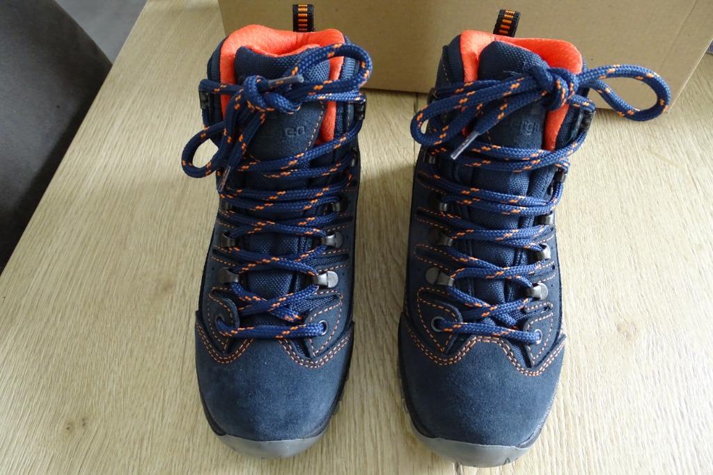 NIEUWE/ONGEDRAGEN botinnen / wandelschoenen Berghen maat 29, Enfants & Bébés, Neuf, Garçon ou Fille, Enlèvement ou Envoi, Chaussures