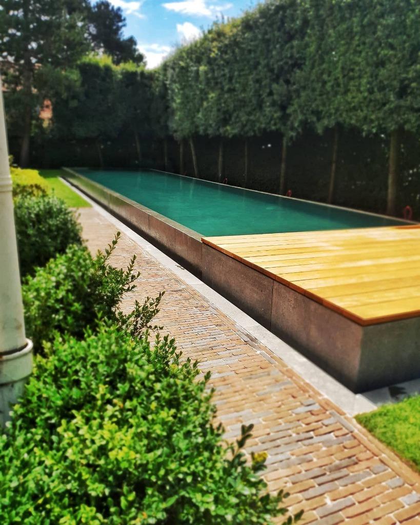 tuinman + metaal  houtwerk binnen en buiten omgeving  be8600, Ophalen of Verzenden