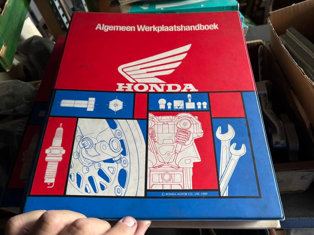 Classeur ‘entretien Honda’ des annees 80, Enlèvement ou Envoi, Honda