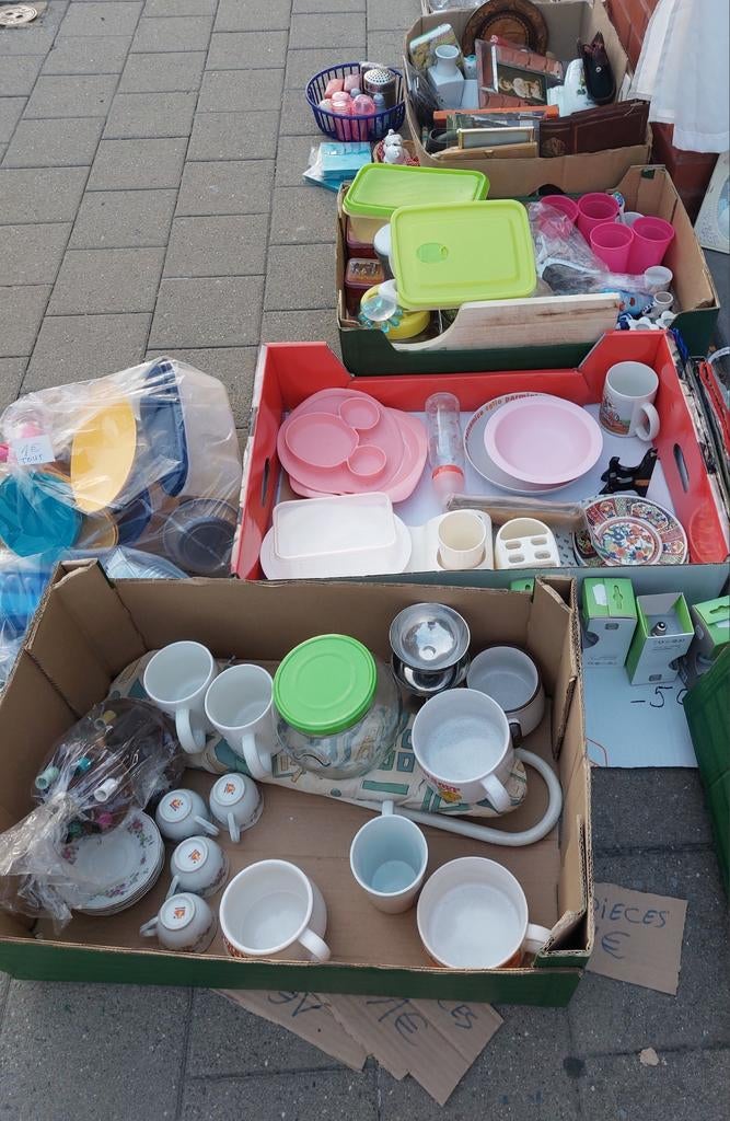 Lots de brocante Venez chercher pour tout 3€, Divers, Lots de brocante, Enlèvement, Comme neuf