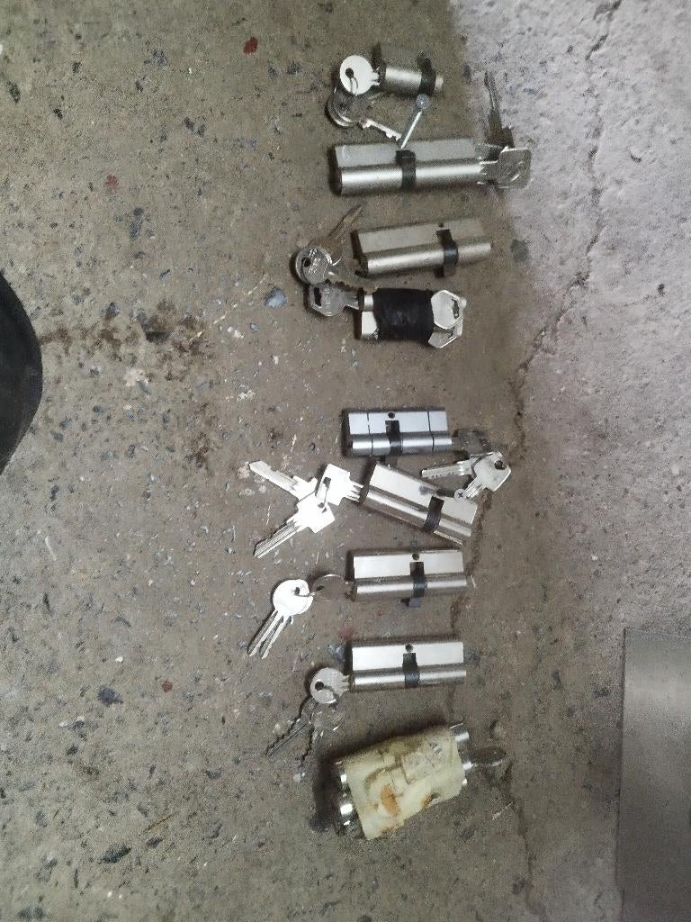 Caincaillerie, Enlèvement