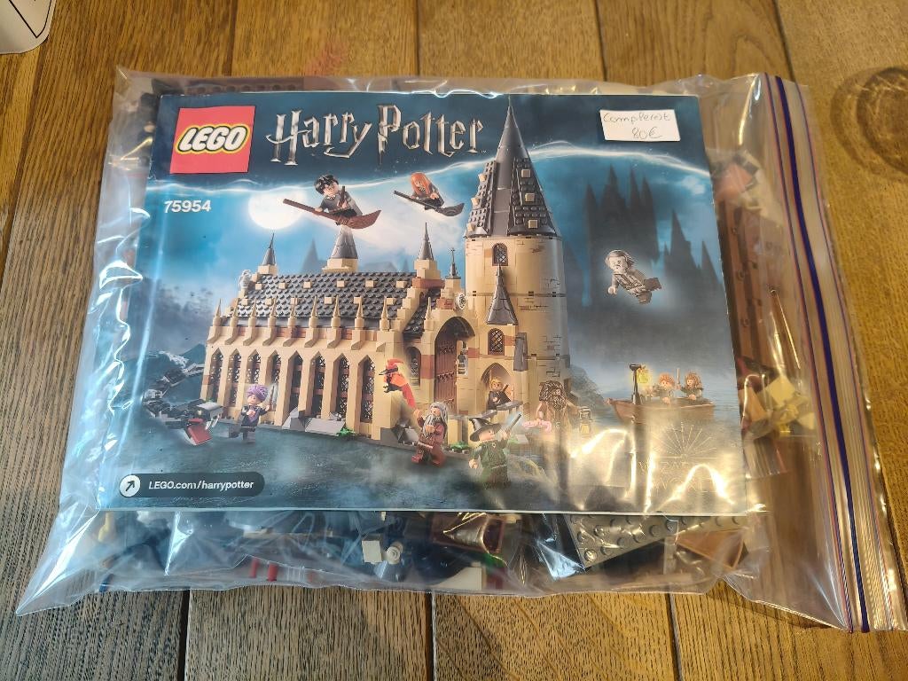 Lego Harry Potter 75954 De Grote Zaal van Hogwarts, Kinderen en Baby's, Speelgoed | Duplo en Lego, Ophalen of Verzenden, Gebruikt