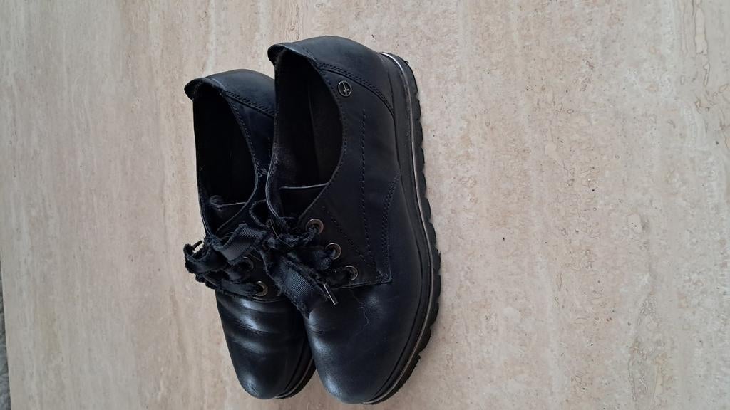 Chaussures noires pour femmes 'Tamaris' taille 38, Vêtements | Femmes, Chaussures, Tamaris, Enlèvement ou Envoi, Comme neuf, Chaussures de danse