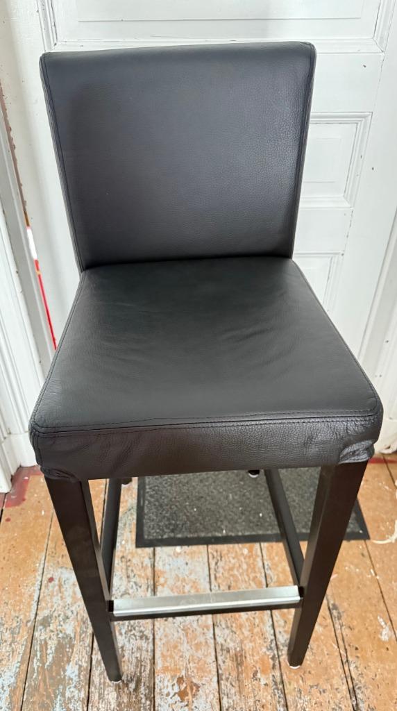 IKEA tabouret noir Henriksdal assise cuir 76 cm, Comme neuf, Enlèvement, Une, Bois