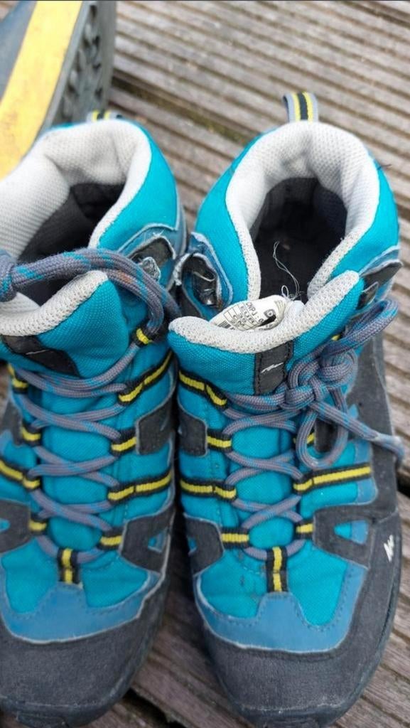 Chaussures de marche enfant, Utilisé, Chaussures