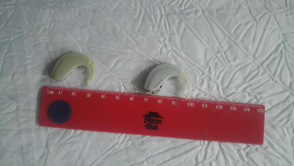 2 appareils auditifs gehoorapparaats Resound type 312, Ophalen of Verzenden, Audio en Video