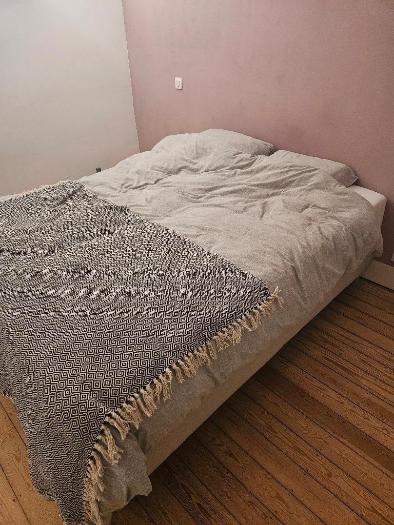 Sommier à ressorts avec matelas, Enlèvement, Utilisé, Sommier, 200 cm