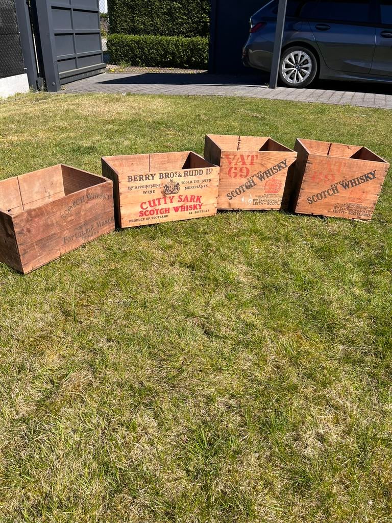 Set van 4 vintage decoratieve whisky kisten, Ophalen, Minder dan 50 cm, Gebruikt, Minder dan 50 cm