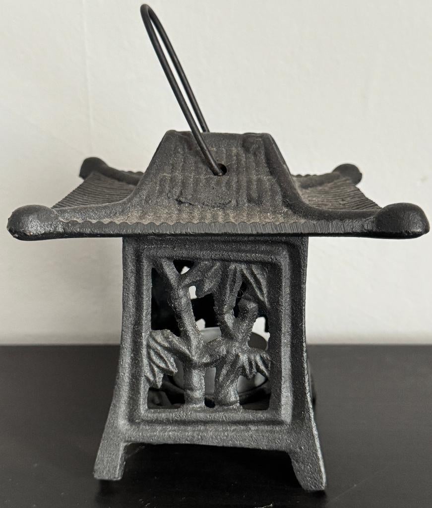 Oude Japanse pagodelantaarn, Antiek en Kunst, Ophalen of Verzenden