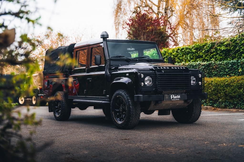 Land Rover Defender 130 se // DCPU // BTW, Auto's, Stof, Zwart, SUV of Terreinwagen, 3500 kg