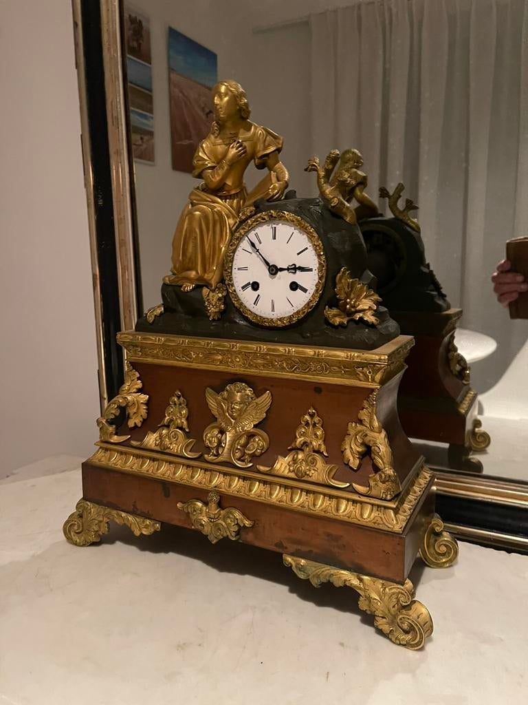 Pendule klok vergulde brons doree - koper+ zuivere brons, Antiquités & Art, Enlèvement