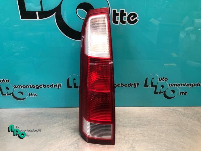 Achterlicht links van een Opel Meriva (Meriva 03-), Auto-onderdelen, Gebruikt, -, -, Opel