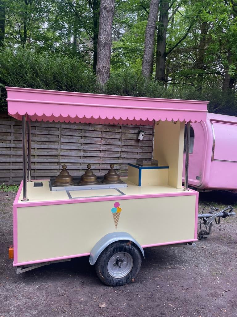 Ijskar aanhangwagen, Ophalen, IJs