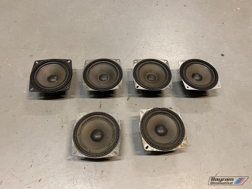 Bmw E30 speaker box Oem  soundsystem cabrio coupe 3-serie, Auto diversen, Autoradio's, Ophalen of Verzenden