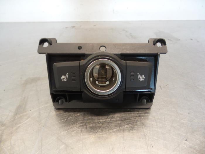 Stoelverwarmings Schakelaar van een Opel Antara (Antara 07-), Gebruikt, -, -, Ophalen of Verzenden