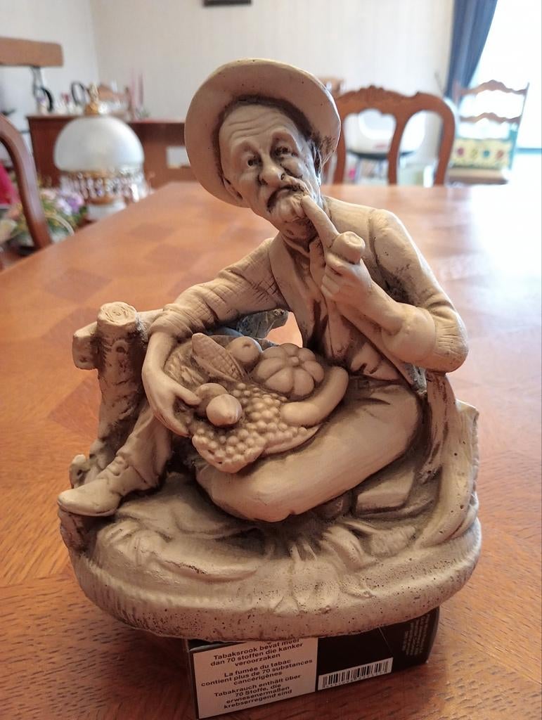 Mooi beeld man met de tabak pijp, Ophalen of Verzenden