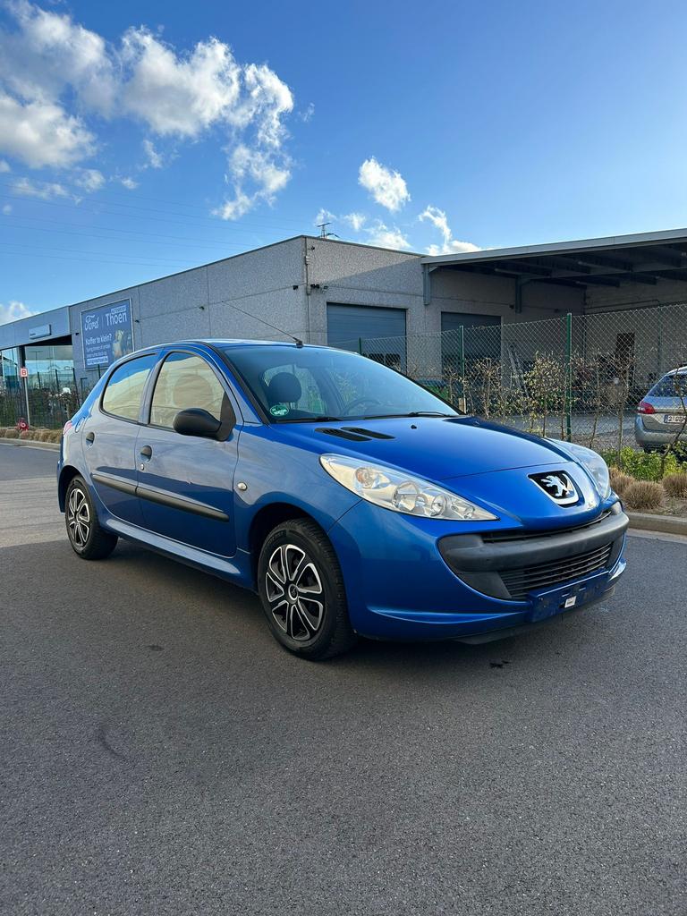 Peugeot 206+ 1.4 benzine bj2010 km:145360 1jaar garantie, Auto's, Bedrijf, Handgeschakeld, Euro 4, 5 deurs