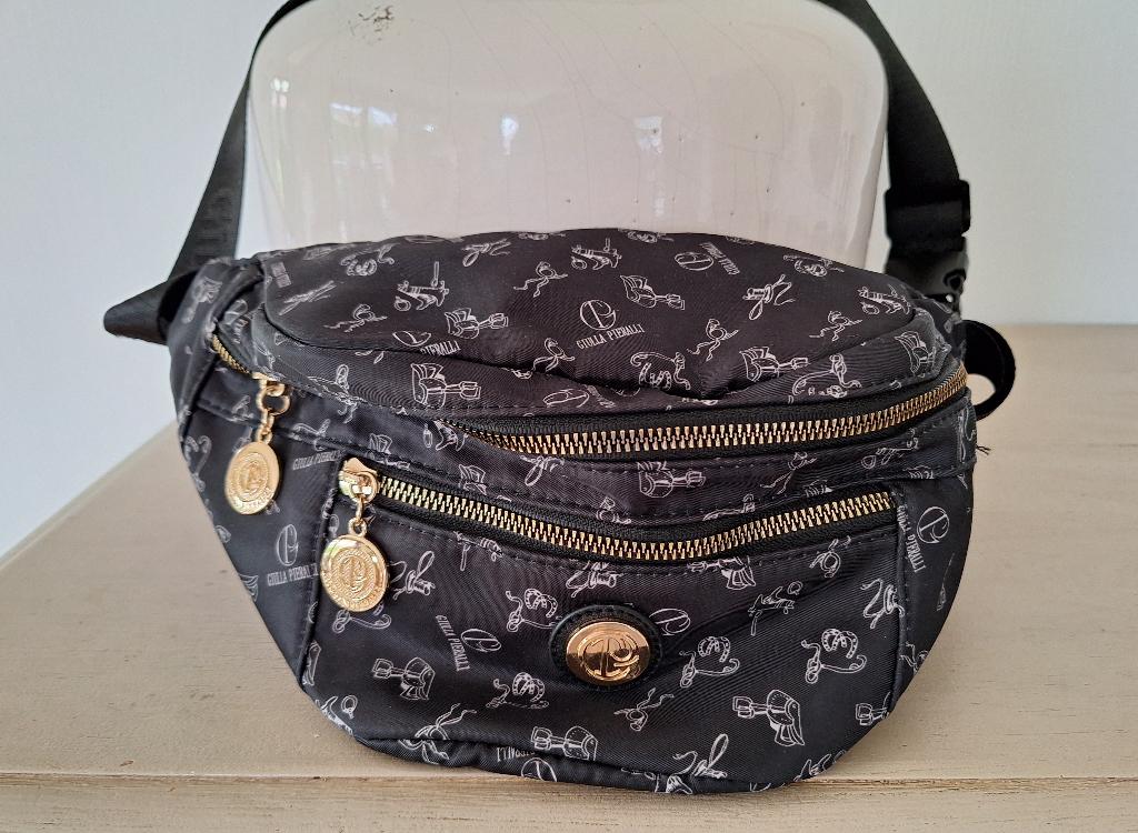 Sac Banane noir marque Giulia Pieralli, Enlèvement, Comme neuf, Noir, Autres types