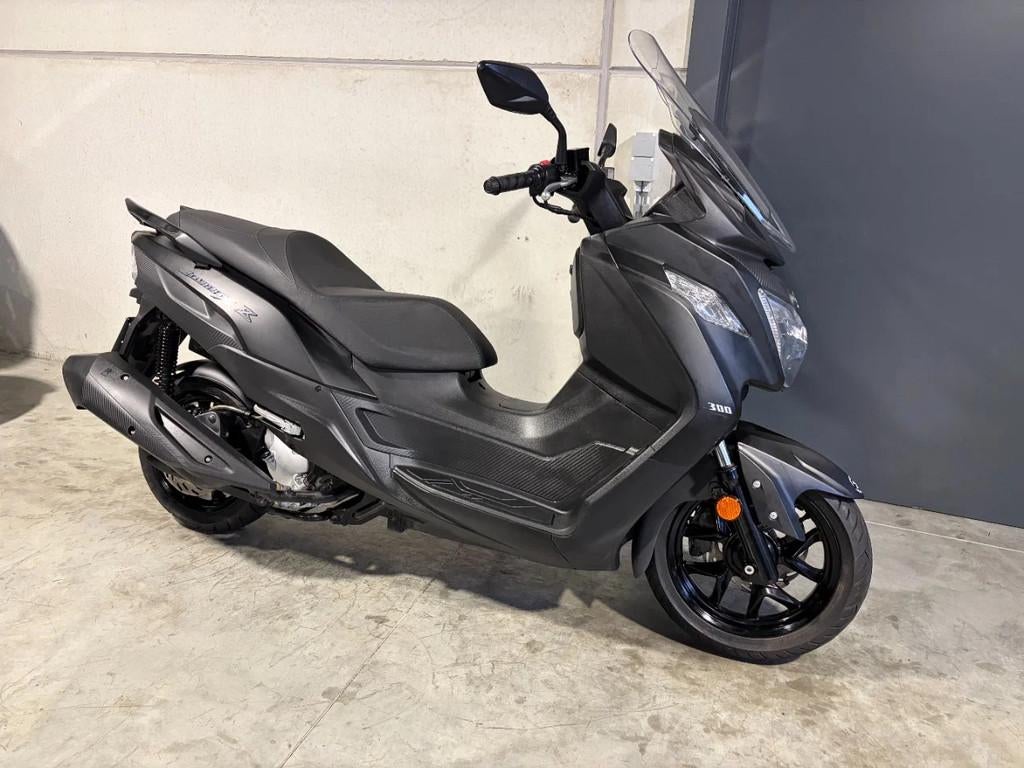 SYM Joymax S 300 leuke luxescooter (bj 2021), Motoren, Motoren | Overige merken, Scooter, 300 cc, Bedrijf, 12 t/m 35 kW