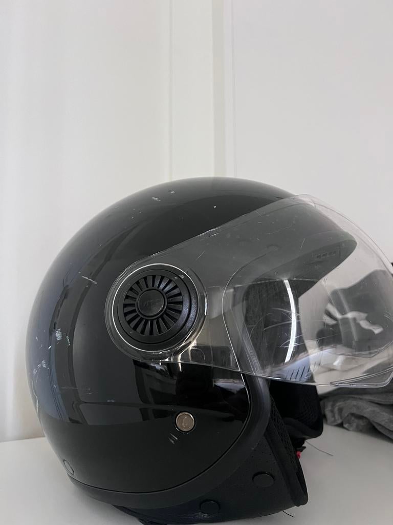 Brommerhelm met zonneklep, Fietsen en Brommers, Brommerhelmen, Ophalen, Zo goed als nieuw, Small
