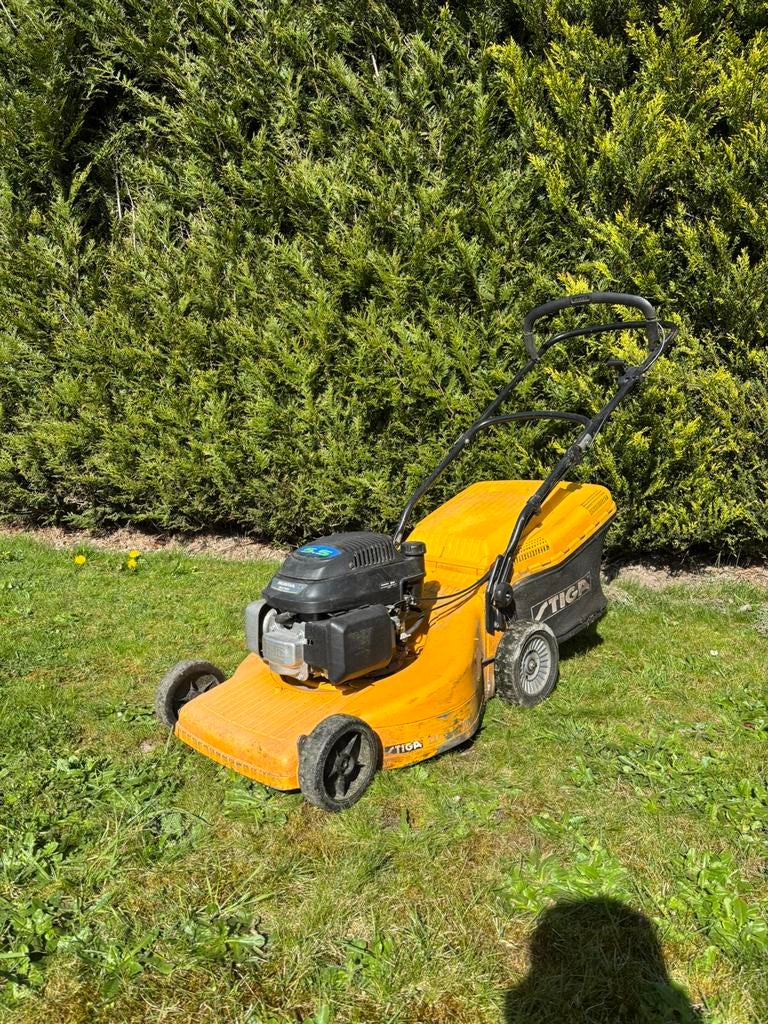 Benzine maaier “Honda motor”, Enlèvement