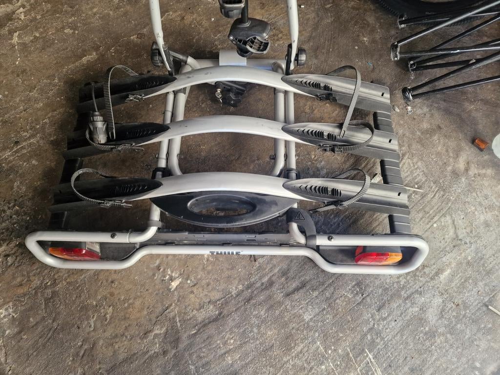 Fietsdrager thule kantelbaar, Enlèvement