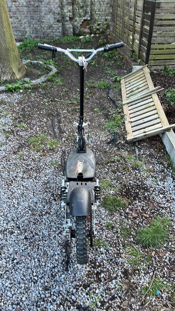 Trottinette électrique avec siège à vendre ou à échanger, Vélos & Vélomoteurs, Trottinettes, Enlèvement, Utilisé