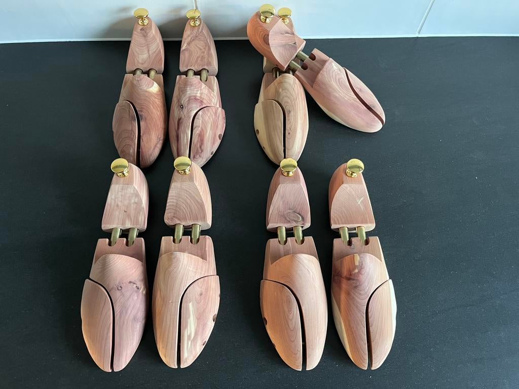 4 paar luxe cederhouten schoenspanners maat 45 nieuw, Bruin, Overige typen, Nieuw, Ophalen of Verzenden