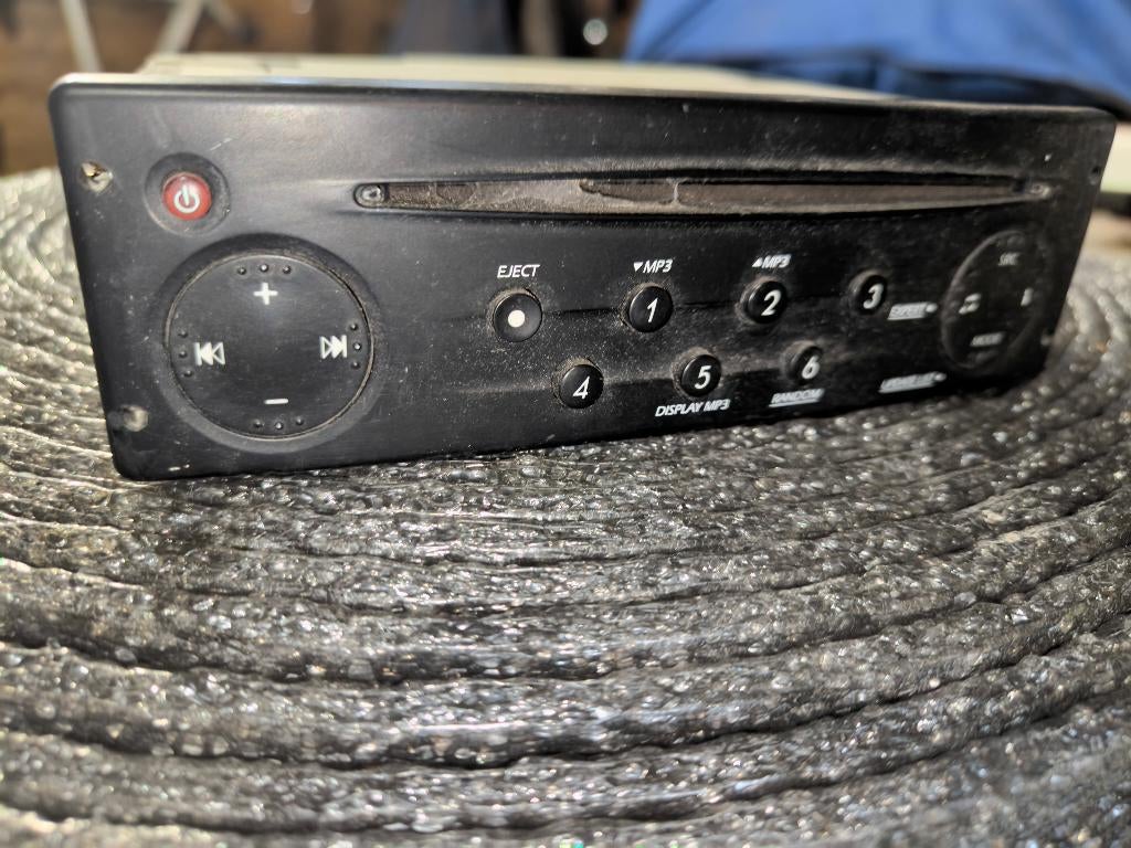 Autoradio Renault trafic 2, Enlèvement, Utilisé, Renault