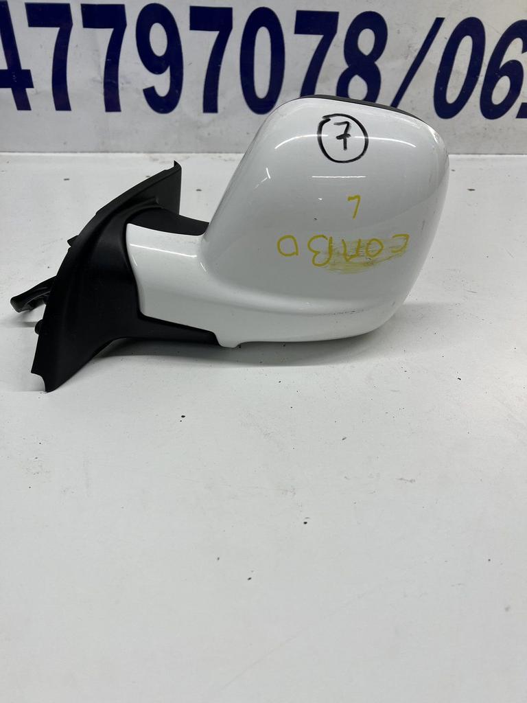 Opel Combo 2021 buitenspiegellinks, Auto-onderdelen, Spiegels, Opel, Gebruikt, Ophalen of Verzenden