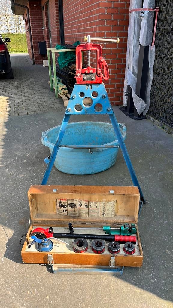 Merk Virax, Ophalen, Gebruikt