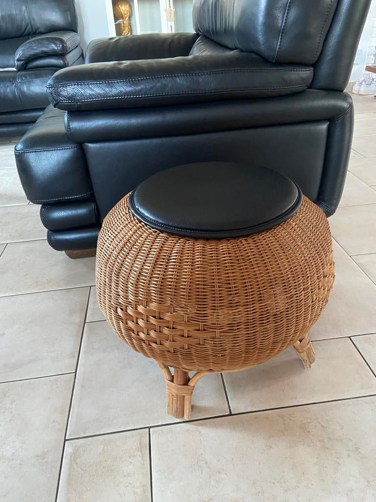 4 galettes de chaises, effet cuir, neuves, IKEA, Maison & Meubles, Canapés | Repose-pieds & Poufs, Comme neuf, Cuir, Enlèvement