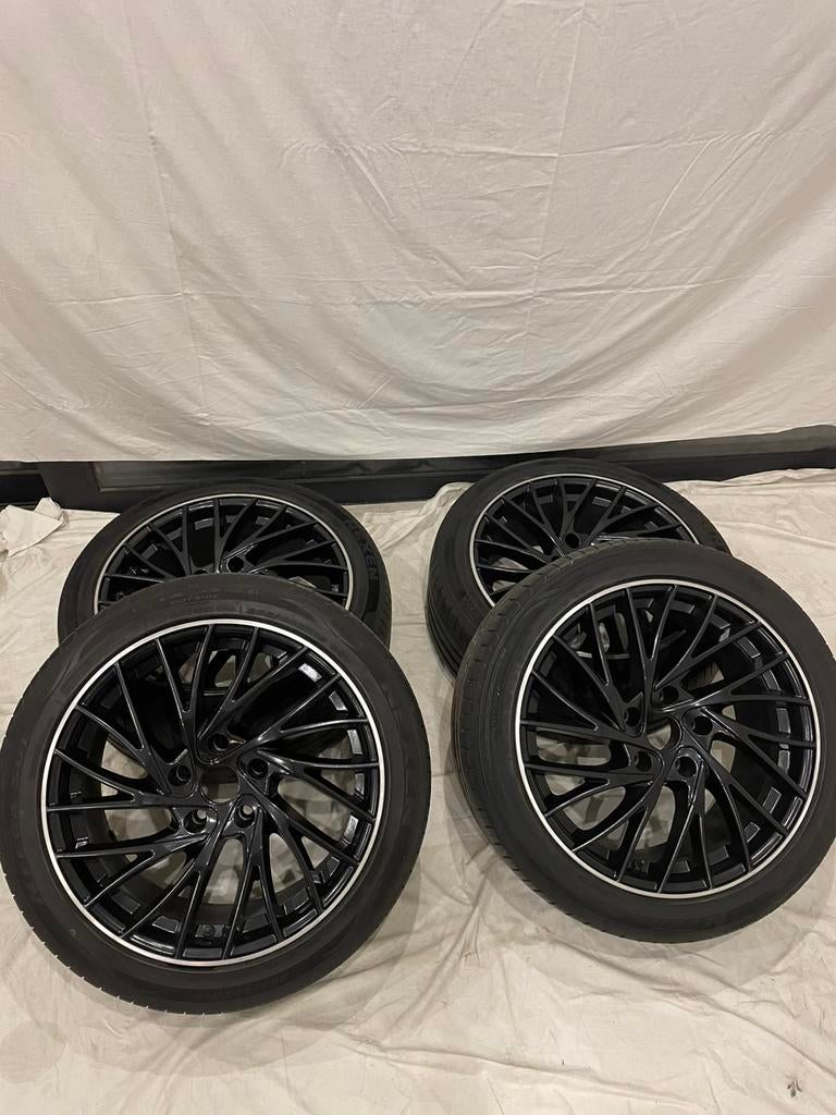 ✅Bmw velgen 18 inch breedset 255 40 18/ 225 45 18/zomerset, Ophalen