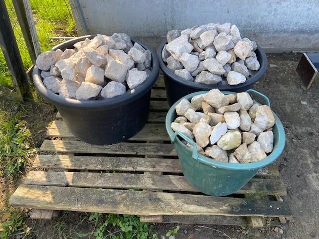 BLOCS DE COULEUR CRÈME POUR L'ÉTANG OU LE JARDIN, Enlèvement, Neuf, Bord de l'étang