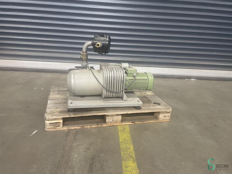 Becker KVT 2.100, Articles professionnels, Machines & Construction | Autre