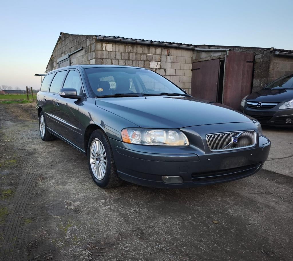 Volvo v70 2.4 Diesel, Auto's, Volvo, Particulier, V70, Airconditioning, Centrale vergrendeling, Cruise Control, Elektrische ramen