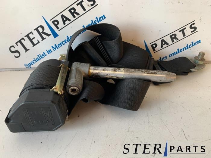 Ceinture de sécurité avant gauche d'un Mercedes E-Klasse, Autos : Pièces & Accessoires, Habitacle & Garnissage, Mercedes-Benz