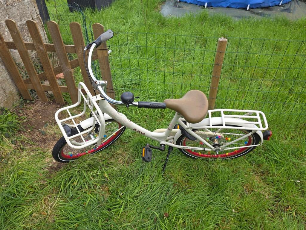 Kinderfiets Alpina, 16 inch, wit met rode velgen, Enlèvement, Utilisé, Moins de 10 vitesses, Alpina Meisjesfiets