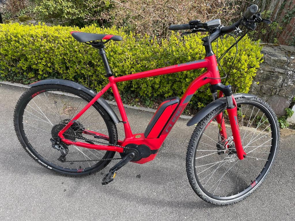 cube hybrid pro 400 elektrische fiets, Fietsen en Brommers, Ophalen, Zo goed als nieuw, 51 tot 55 cm, Cube
