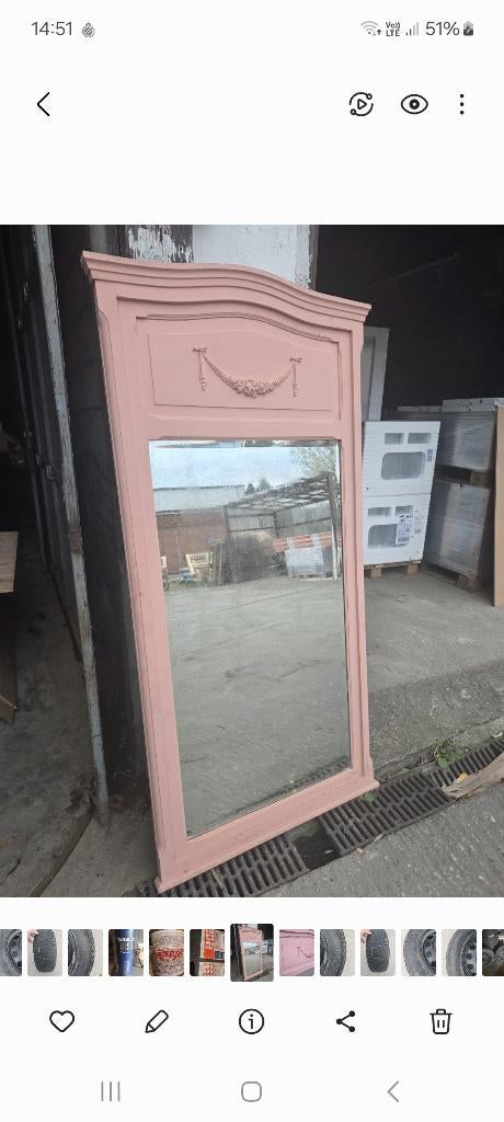 Spiegel in houten kader, Ophalen