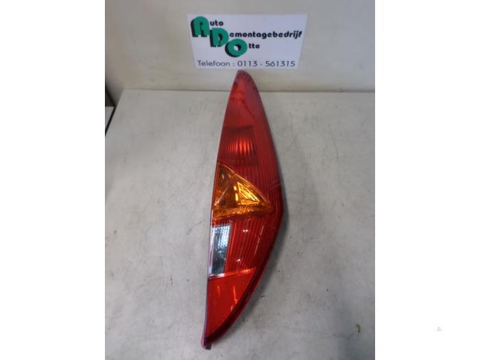 Feu arrière droit d'un Fiat Punto (Punto 99-), Autos : Pièces & Accessoires, Éclairage, -, 3 mois de garantie, Utilisé, Fiat