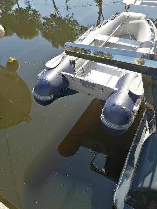 Karperbootje met elektrische motor, Watersport en Boten, Rubberboten, Aluminium, Elektrisch, Zo goed als nieuw, Minder dan 70 pk