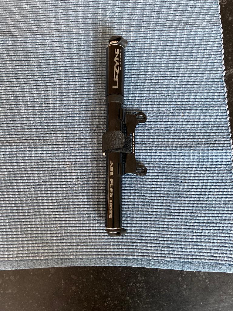 Mini pompe à vélo, Enlèvement, Comme neuf