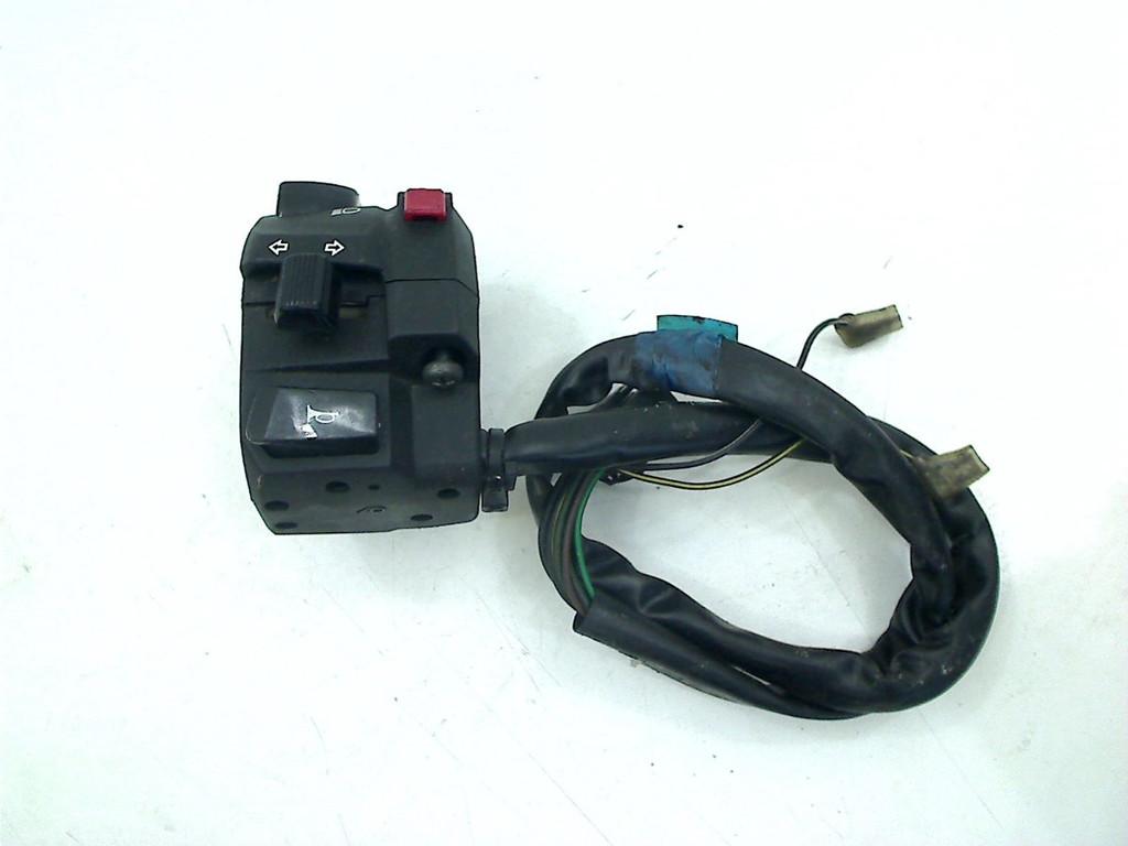 COMMUTATEUR GAUCHE Suzuki GSX 650 F 2008-2012 (GSX650F CJ1), Motos, Dhr. S. di Majo, Utilisé, Info@cama-motorparts.nl, P.J. Troelstraweg 8 8
3144 CX  MAASSLUIS, NL